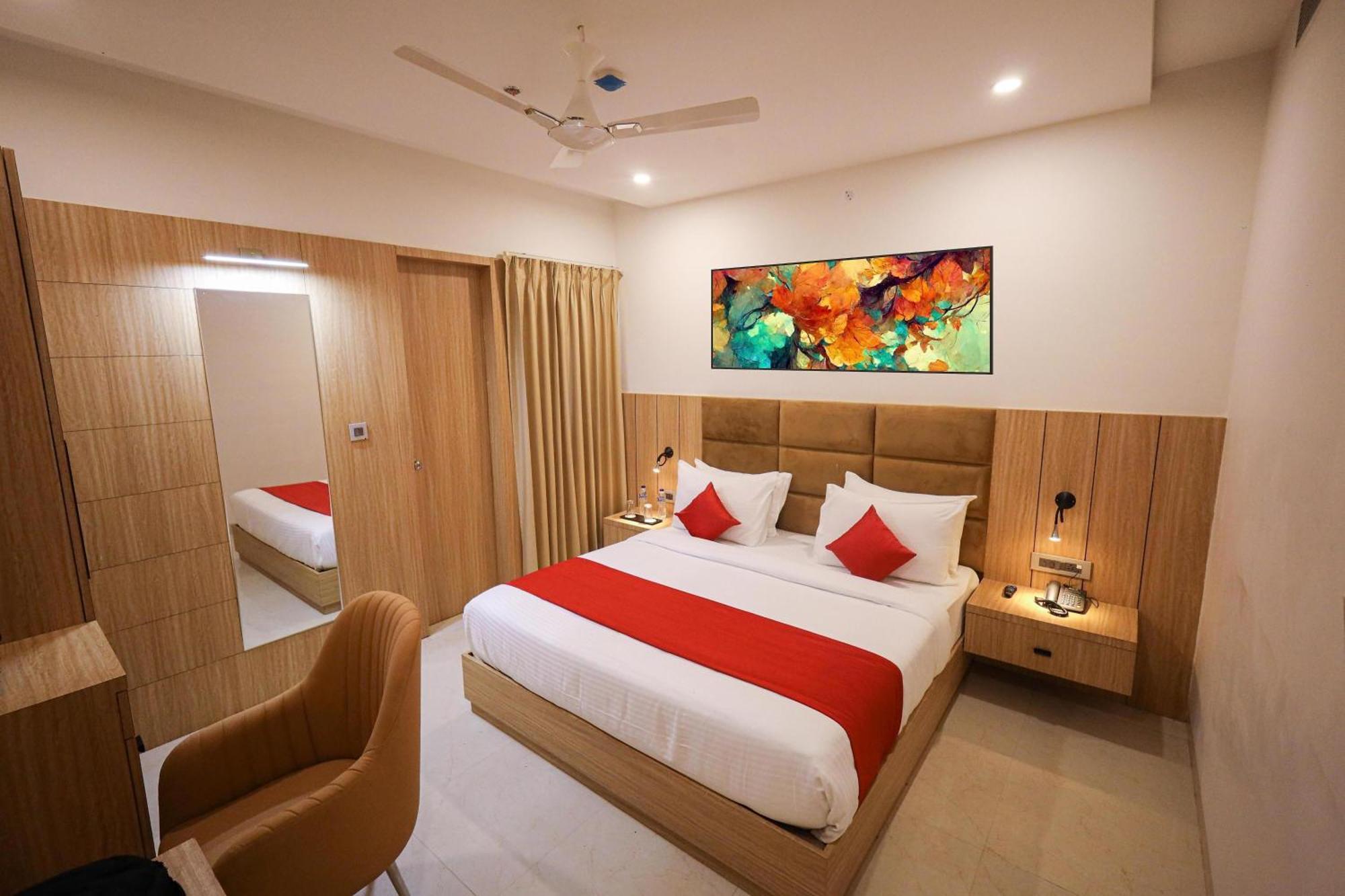 Hotel The Royal Legacy Lakhnaú Exteriér fotografie
