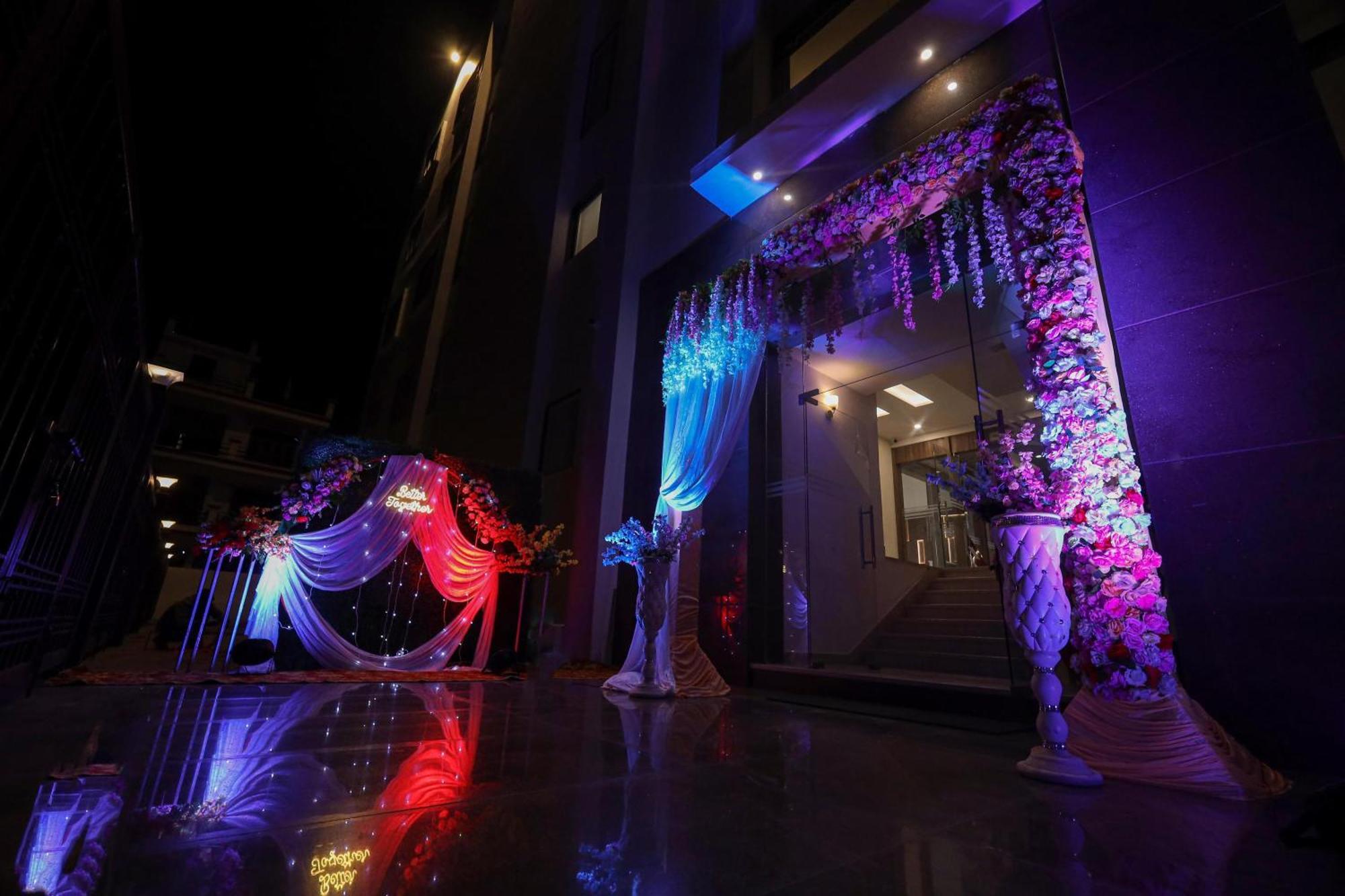 Hotel The Royal Legacy Lakhnaú Exteriér fotografie